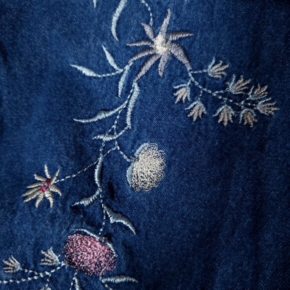 Country Store Floral Embroidered Blue Denim Shirt Womens 2X Long Sleeve Boho - Picture 10 of 16
